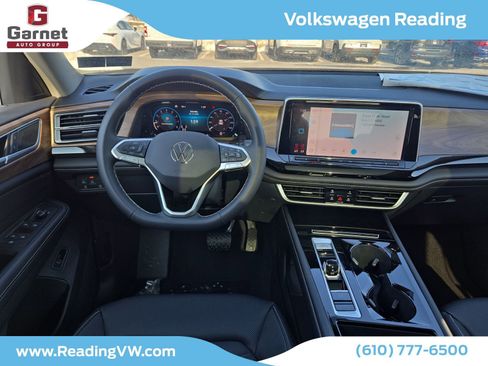 New 2026 Volkswagen Atlas SE image 16