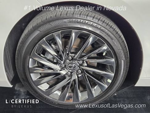 Used 2025 Lexus ES 350 w/ Accessory Package (Z2) FWD image 13