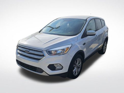 Used 2017 Ford Escape SE FWD image 11