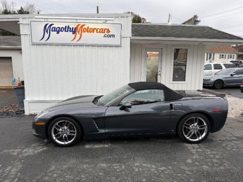 Used 2009 Chevrolet Corvette Convertible w/ Preferred Equipment Group image 9