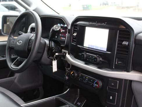 Used 2021 Ford F150 XL w/ Equipment Group 101A High AWD/4WD image 16
