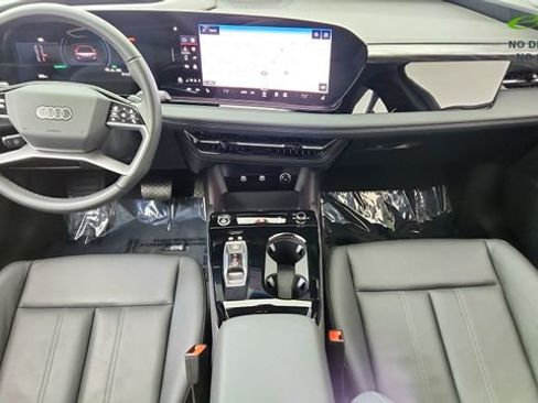 Used 2025 Audi A6 e-tron Premium Plus w/ Premium Plus RWD image 86