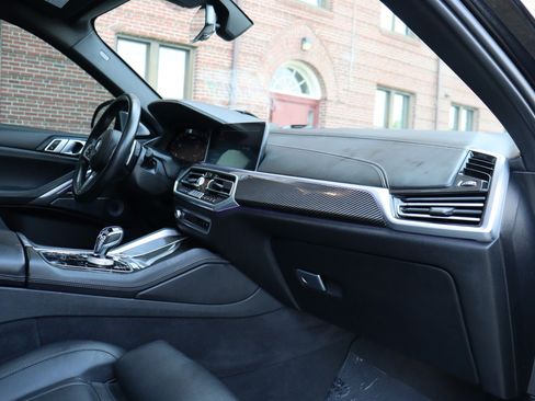 Used 2023 BMW X6 M50i w/ Executive Package AWD/4WD image 21