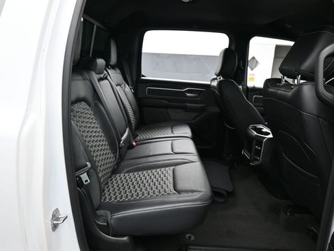 Used 2021 RAM 1500 Big Horn RWD image 33