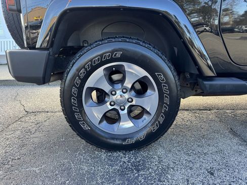 Used 2016 Jeep Wrangler Sahara w/ Dual Top Group image 10