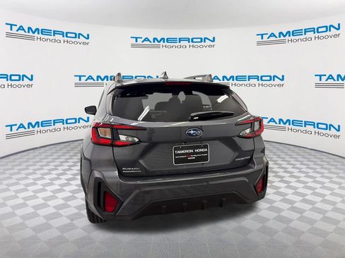 Used 2024 Subaru Crosstrek 2.0i Premium AWD/4WD image 4