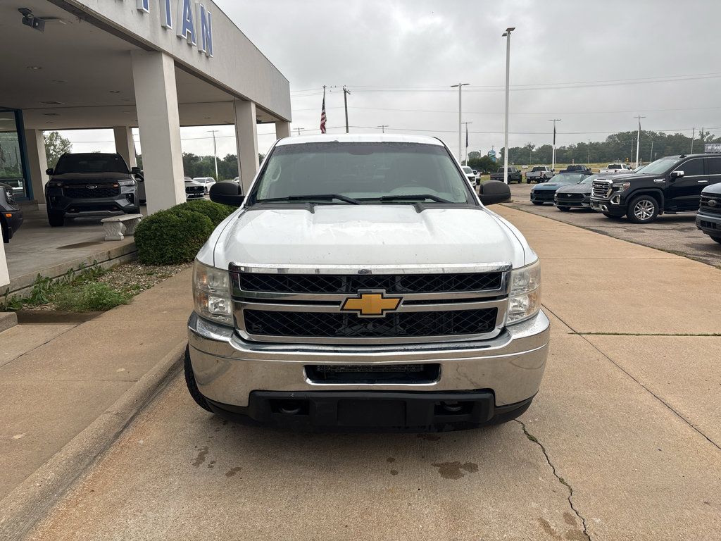 Used 2013 Chevrolet Silverado 2500 W/T AWD/4WD image 9