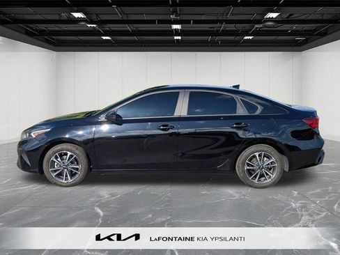 Certified 2024 Kia Forte LXS FWD image 2
