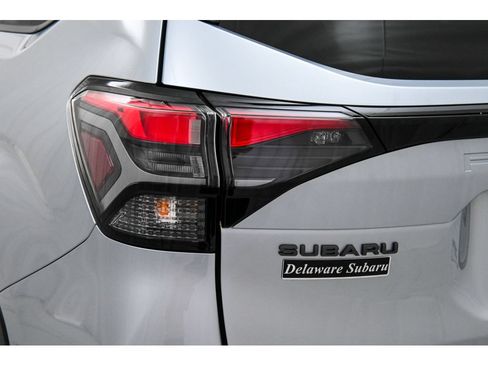 Used 2026 Subaru Forester Premium AWD/4WD image 12