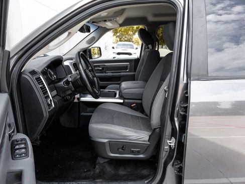 Used 2016 RAM 1500 Lone Star RWD image 4
