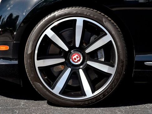 Used 2015 Bentley Continental GT image 9