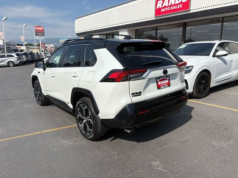 Used 2023 Toyota RAV4 XSE w/ Weather Package AWD/4WD image 9