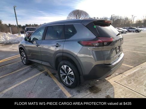 Used 2023 Nissan Rogue SV w/ SV Premium Package image 4