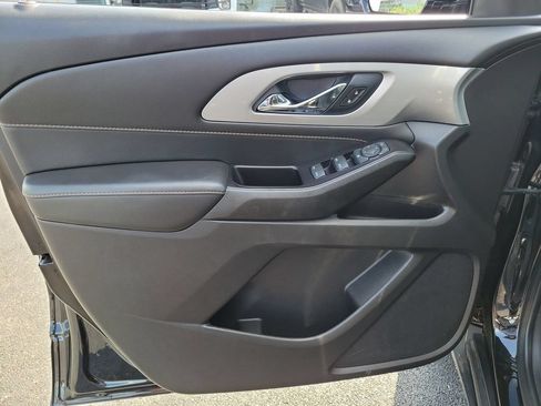 Used 2020 Chevrolet Traverse LS FWD image 20