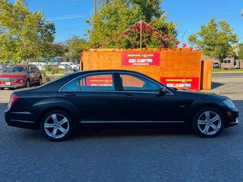 Used 2012 Mercedes-Benz S 550 4MATIC image 8
