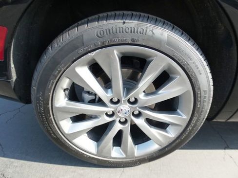 Used 2022 Buick Envision Avenir w/ Technology Package II image 10