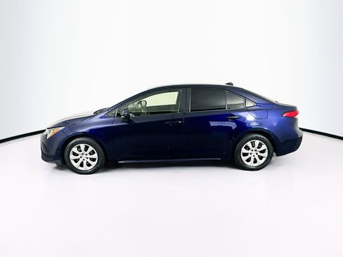 Used 2020 Toyota Corolla LE FWD image 4