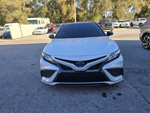 Used 2022 Toyota Camry XSE w/ Navigation Upgrade Package image 10