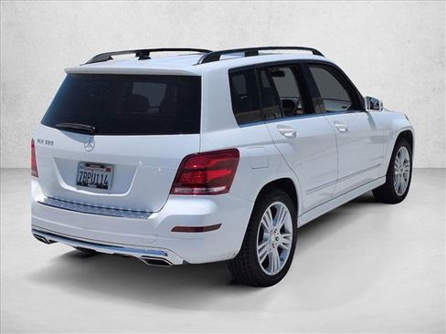 Used 2018 Mercedes-Benz GLC 300 4MATIC Coupe image 5