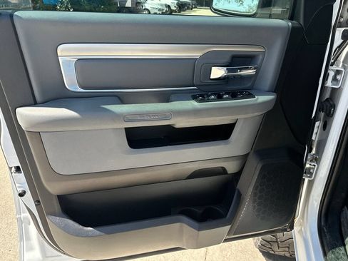 Used 2017 RAM 1500 Lone Star AWD/4WD image 10