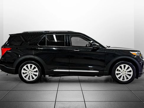 Used 2021 Ford Explorer Limited w/ Equipment Group 301A RWD image 8