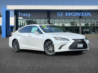 Used 2024 Lexus ES 300h w/ Premium Package