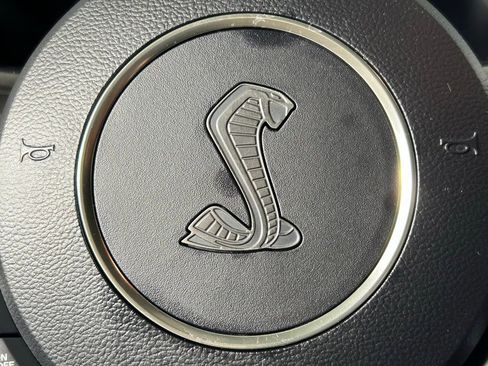 Used 2022 Ford Mustang Shelby GT500 w/ Technology Package image 26