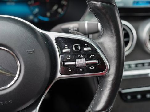 Used 2021 Mercedes-Benz GLC 300 4MATIC image 29