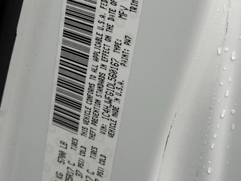 Used 2013 Jeep Wrangler Unlimited Rubicon w/ Connectivity Group image 28