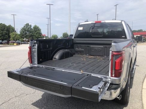 New 2025 Ford F150 Lariat w/ Equipment Group 502A High image 25