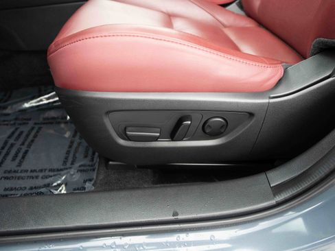 Used 2024 MAZDA CX-30 AWD 2.5 S w/ Preferred Package image 12