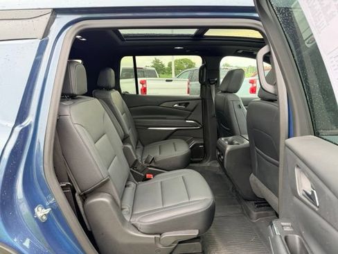 Certified 2024 Chevrolet Traverse LT w/ Enhanced Driving Package AWD/4WD image 9