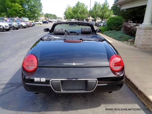 Used 2002 Ford Thunderbird RWD image 8