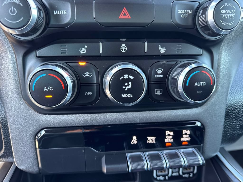 Used 2023 RAM 1500 Big Horn AWD/4WD image 22