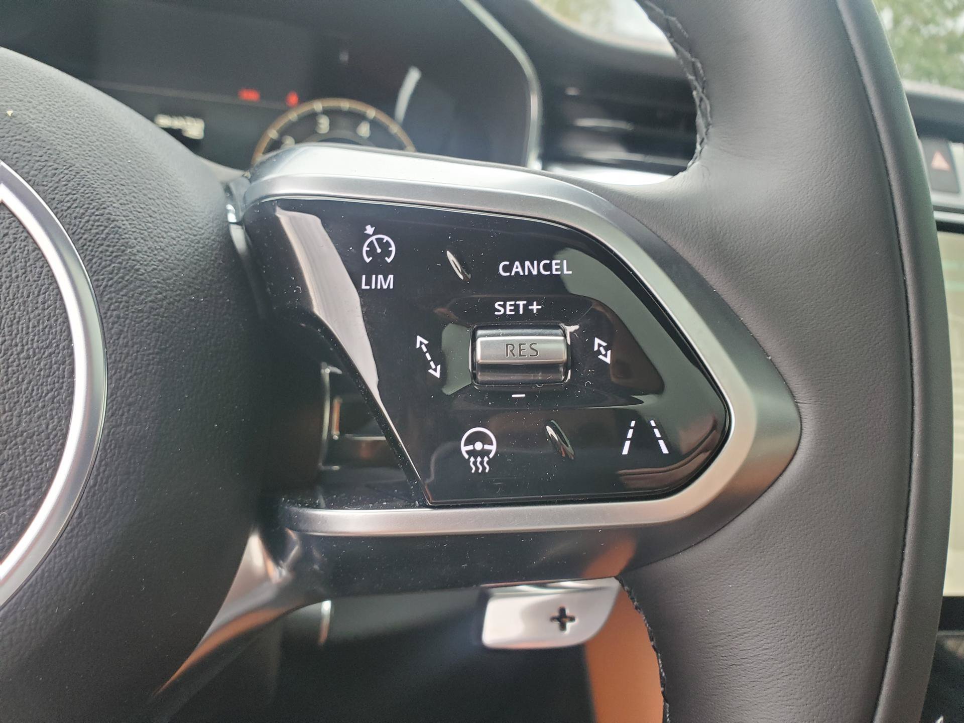 New 2026 Jaguar F-PACE R-Dynamic S AWD/4WD image 24