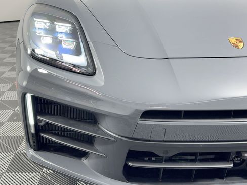 Used 2026 Porsche Panamera 4 AWD/4WD image 11