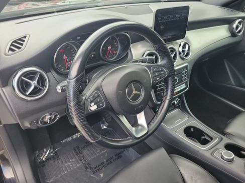 Used 2019 Mercedes-Benz GLA 250 image 23