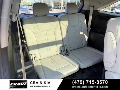 Certified 2026 Kia Sorento EX w/ EX Premium Package FWD image 32