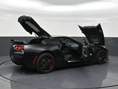 Used 2016 Chevrolet Corvette Stingray Coupe w/ Battery Protection Package RWD image 28