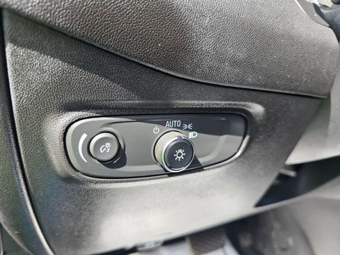 Used 2022 Chevrolet Equinox LT FWD image 13
