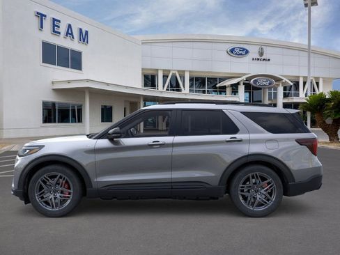New 2026 Ford Explorer ST-Line image 3