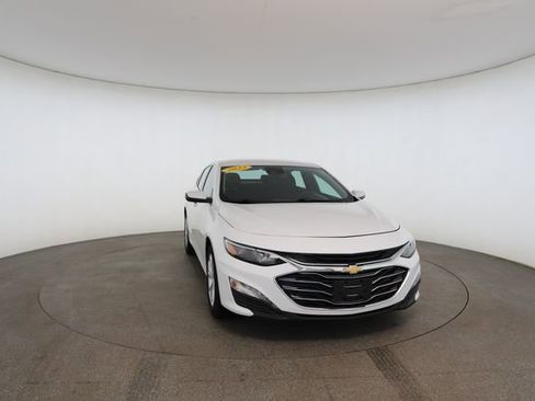 Used 2023 Chevrolet Malibu LT image 30