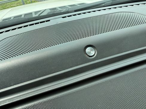 Used 2021 Ford F150 Lariat w/ Equipment Group 502A High image 25