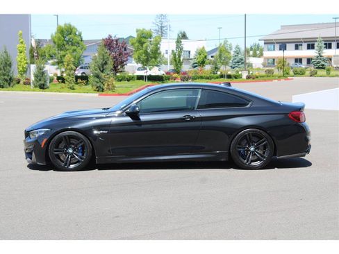 Used 2015 BMW M4 Coupe w/ Executive Package RWD image 2
