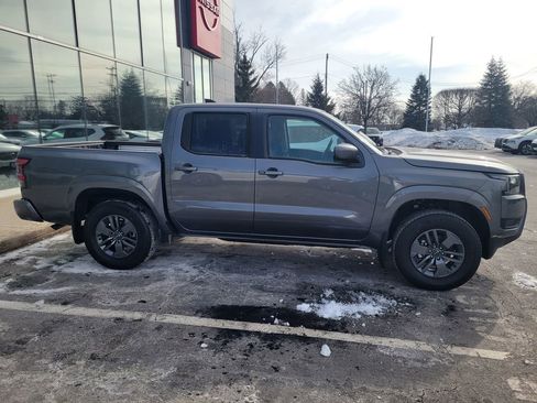 New 2026 Nissan Frontier SV w/ SV Convenience Package AWD/4WD image 2
