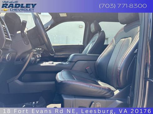 Used 2021 Ford Expedition Limited RWD image 16