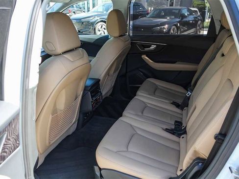 Used 2025 Audi Q7 3.0T Premium Plus w/ Premium Plus Package image 17