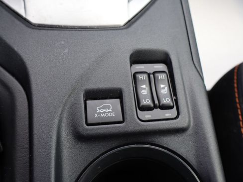 Used 2018 Subaru Crosstrek 2.0i Premium AWD/4WD image 23
