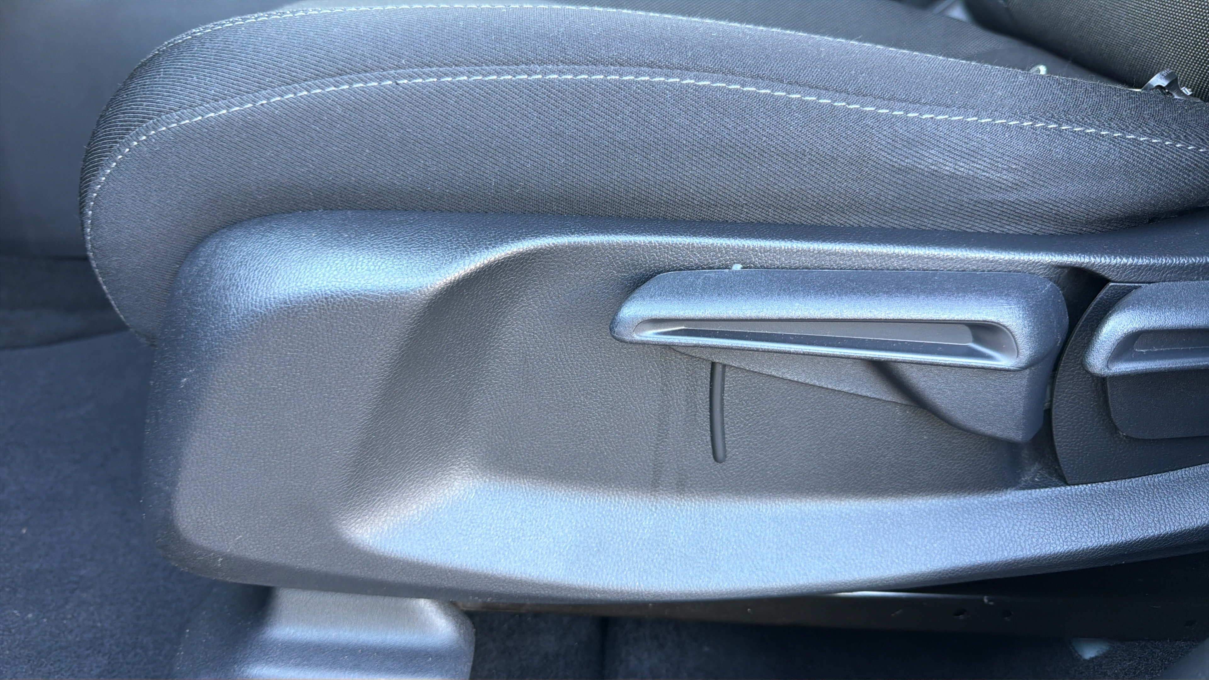Used 2026 Honda CR-V LX image 14