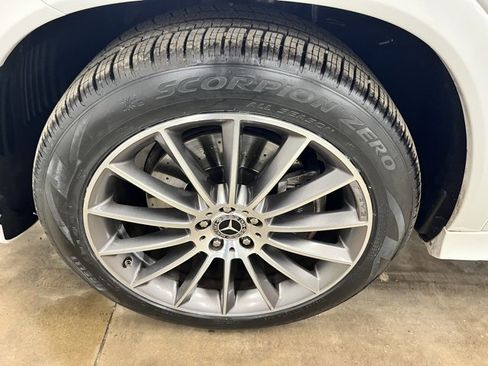 Certified 2024 Mercedes-Benz GLE 350 4MATIC image 7